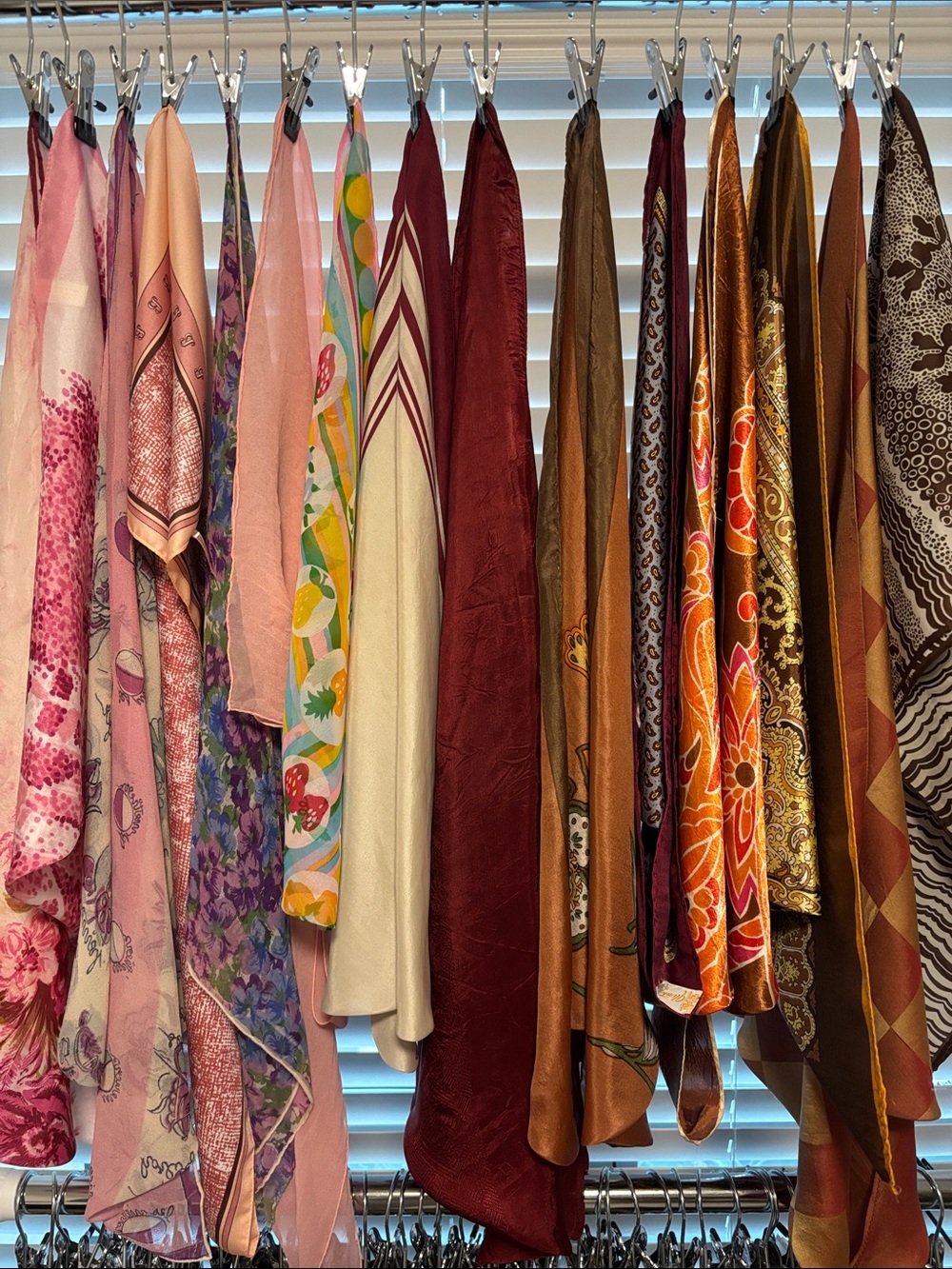 Vintage scarves pink